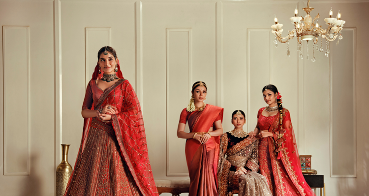 A red saree gives a classic, elegant, and traditional look